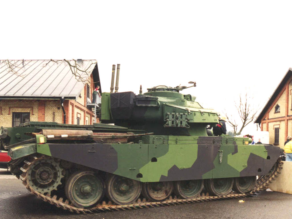 STRV-102R_00